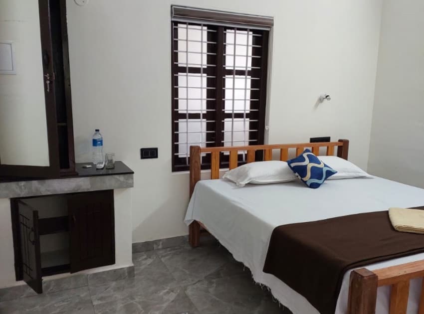 Book 1 BHK Villa room in Varkala