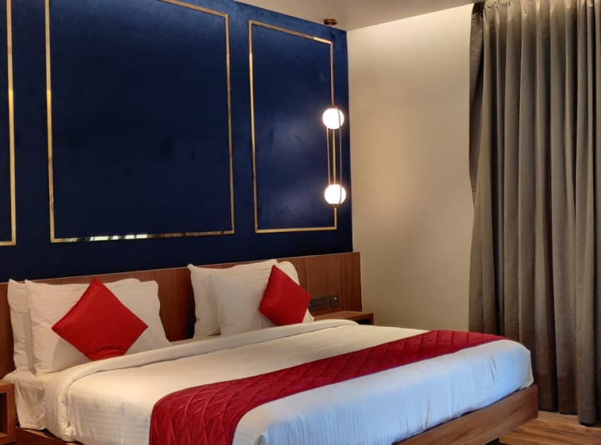 Book Premium Room With Jacuzzi room in Vagamon