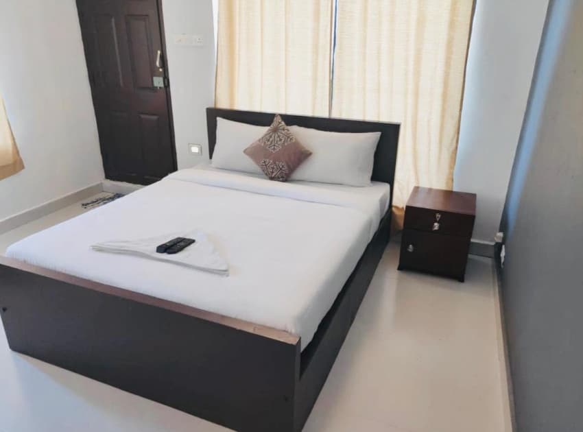 Book Queen Room with Balcony room in Vagamon