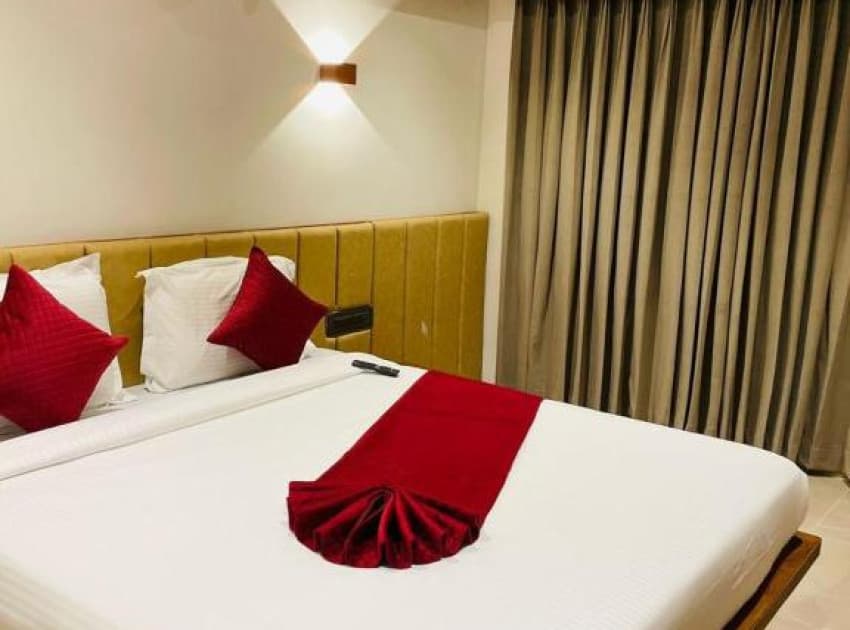 Book Deluxe Double Room room in Mysore