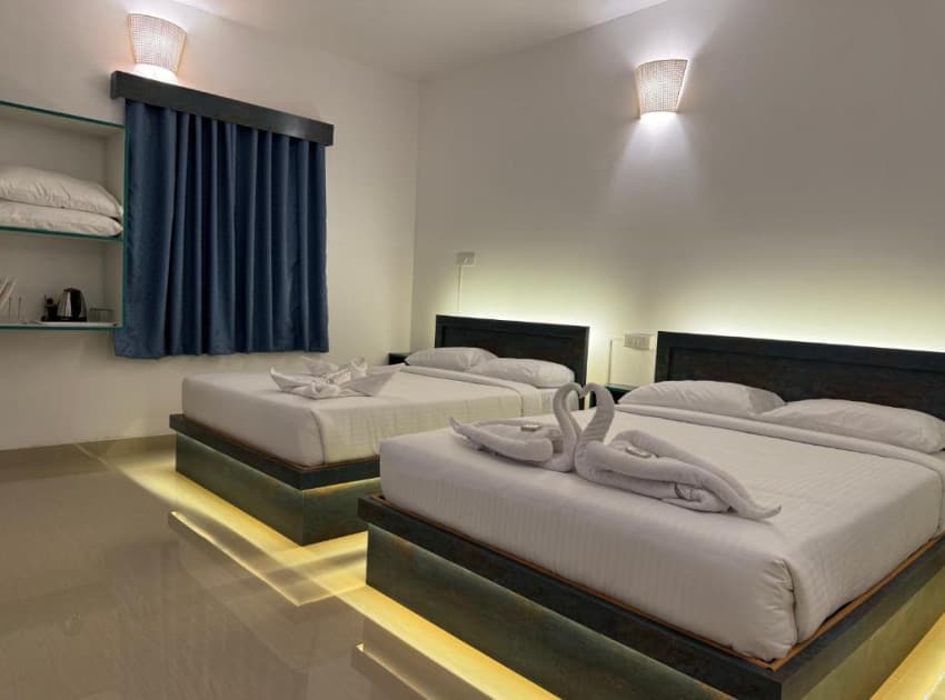 Book Deluxe Double Room room in Pondicherry