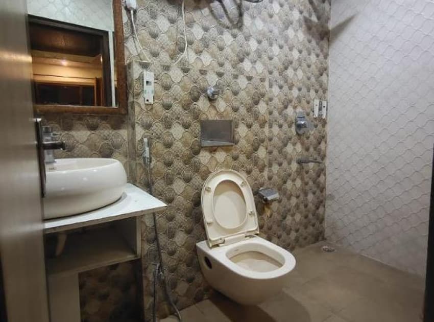 Book Deluxe Room room in Shimla