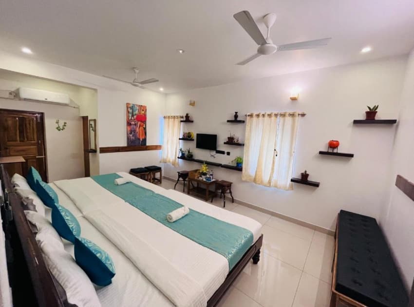 Book Family Suite with Balcony room in Pondicherry