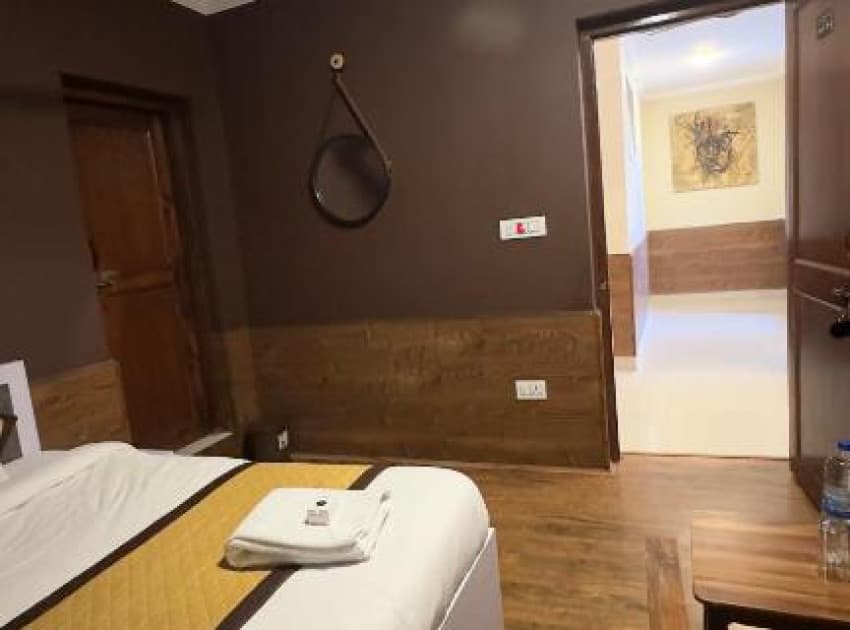 Book Family Suite room in Jammu & Kashmir