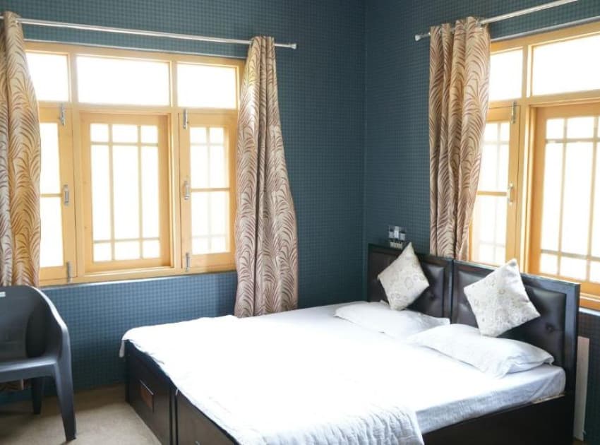 Book Basic Triple Room room in Jammu & Kashmir