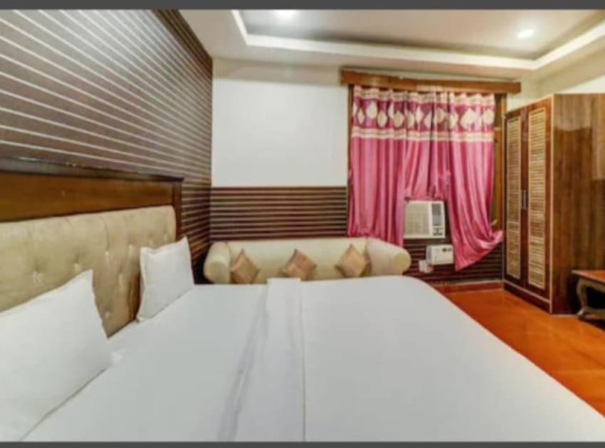Book Standard Double Room room in Chandigarh