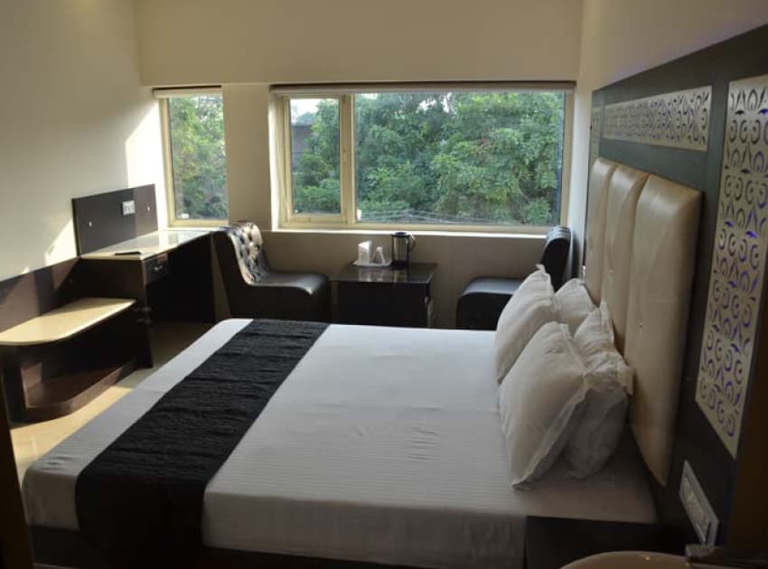 Book Super Deluxe Double  Room room in Chandigarh