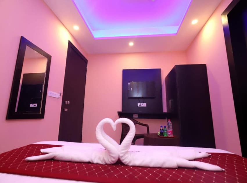 Book Superior Double Room room in Delhi