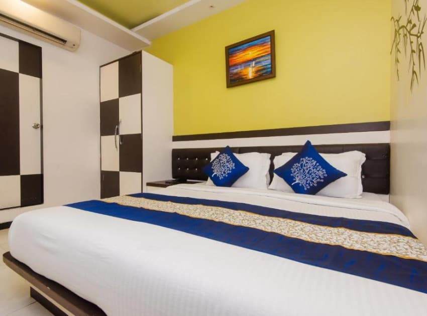 Book Superior Triple Room room in Delhi