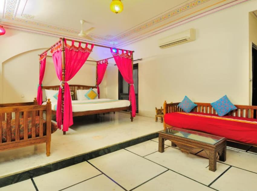 Book Heritage Maharaja Suite room in Delhi