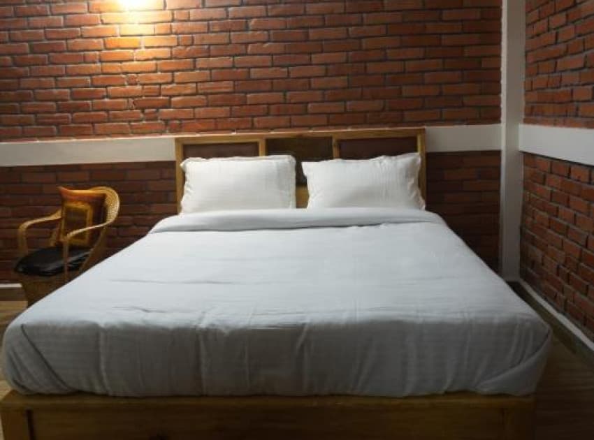 Book Queen Room with Balcony room in Shillong