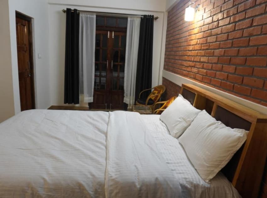Book Queen Room with Balcony room in Shillong