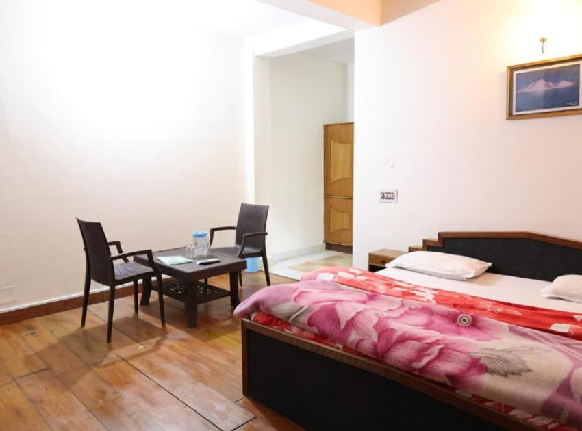 Book Double Room with Mountain View room in Dalhousie