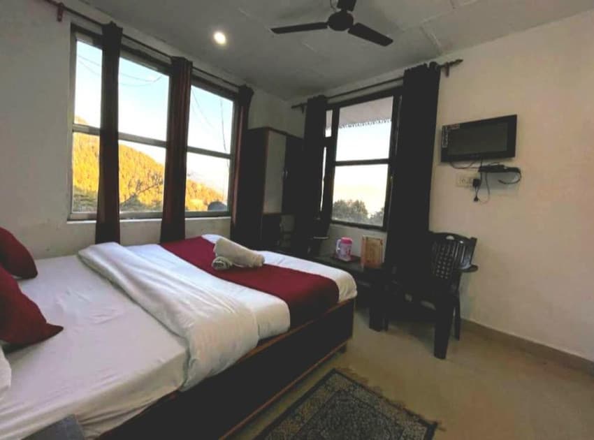 Book Standard Room room in Dharmashala