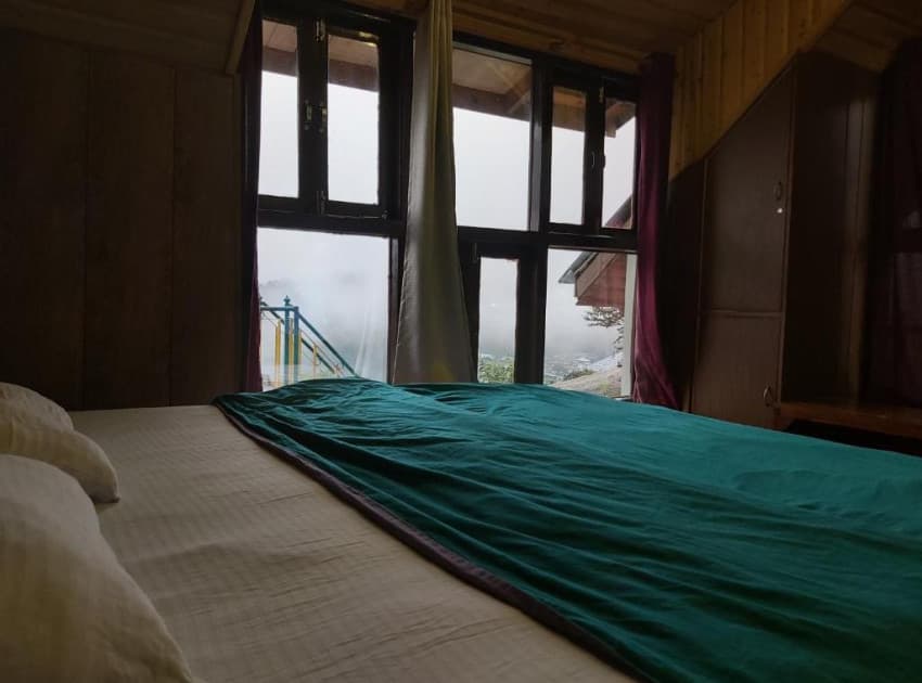 Book King Room with Garden View room in Dharmashala