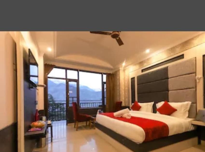 Book King Room with Mountain View room in Dharmashala