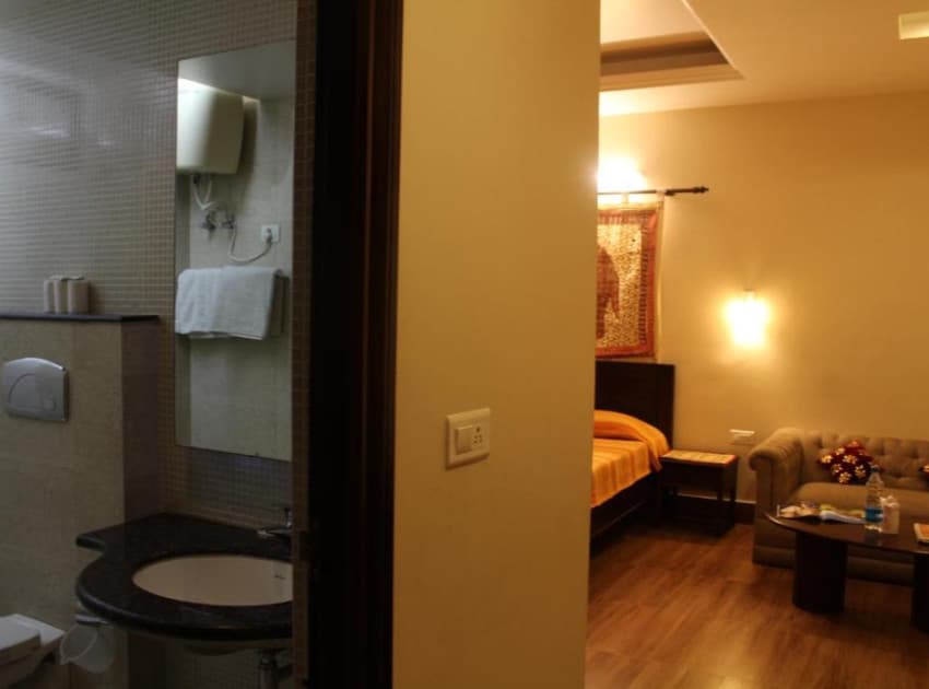 Book Super Deluxe Room room in Jaipur