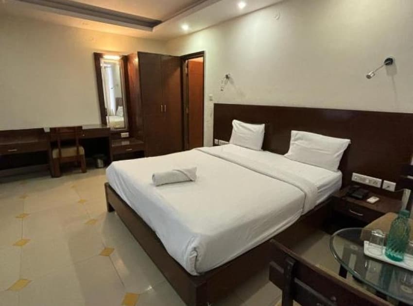 Book Deluxe Double Room room in Jaipur