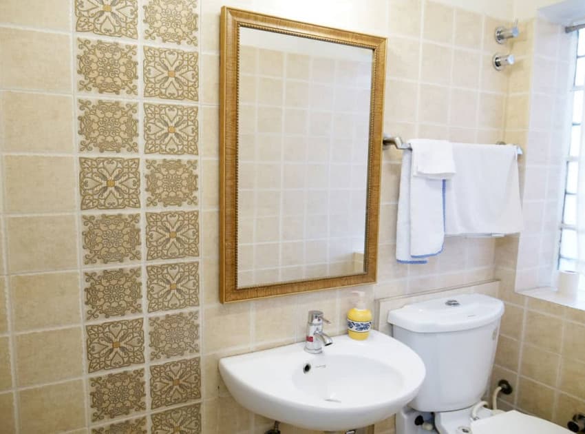 Book Economy Single Room room in Jaipur