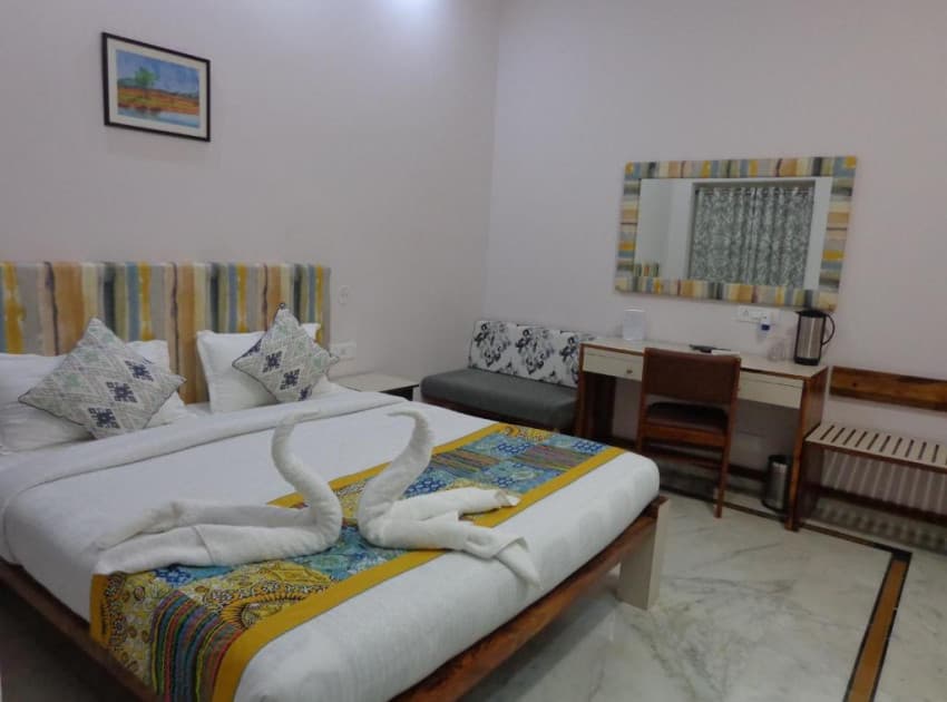 Book Deluxe Double Room room in Jodhpur