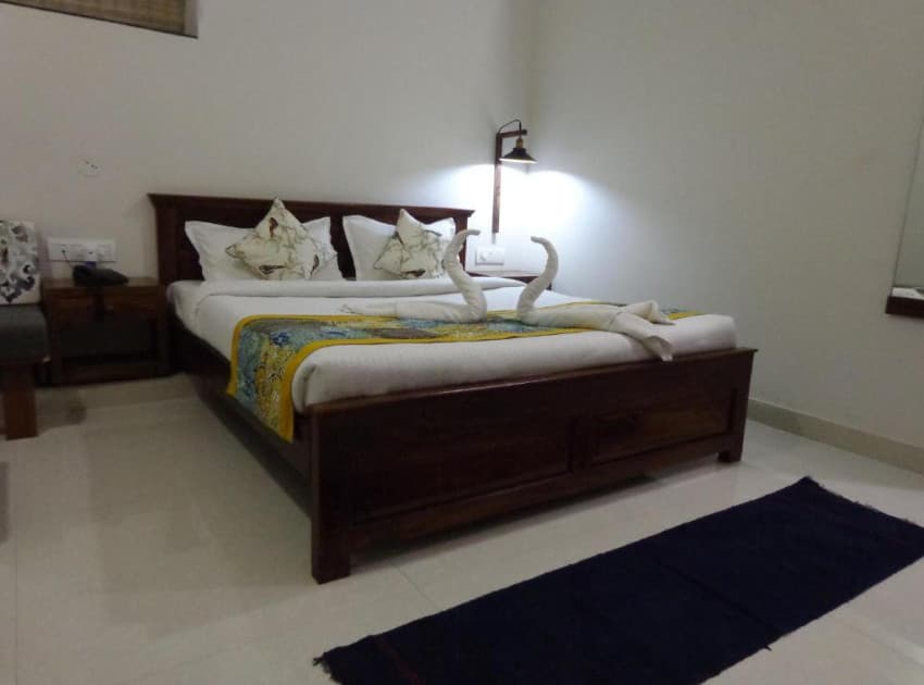 Book King Room with Lake View room in Jodhpur