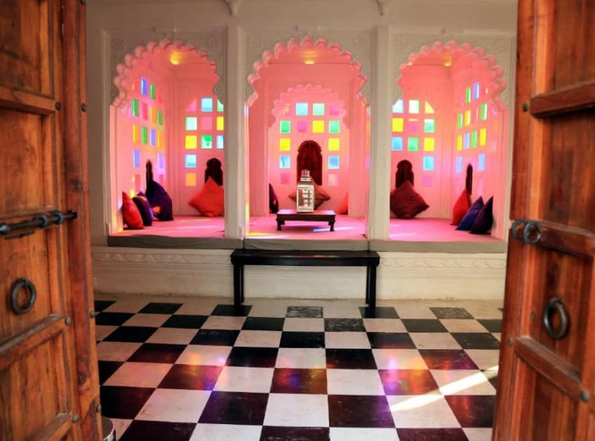 Book Suite Room room in Udaipur