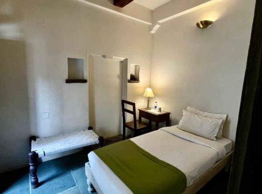 Book Standard Single Room room in Udaipur