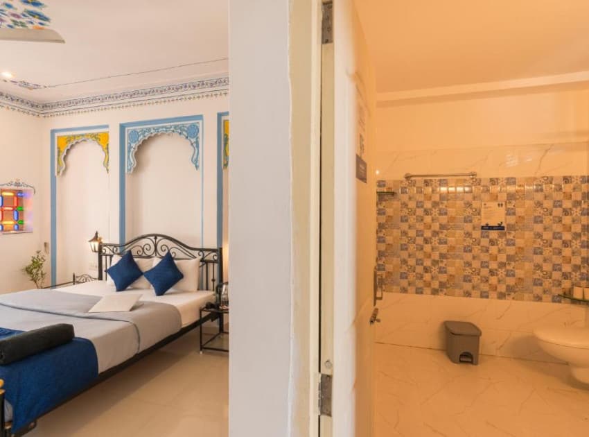Book Standard Double Room room in Udaipur