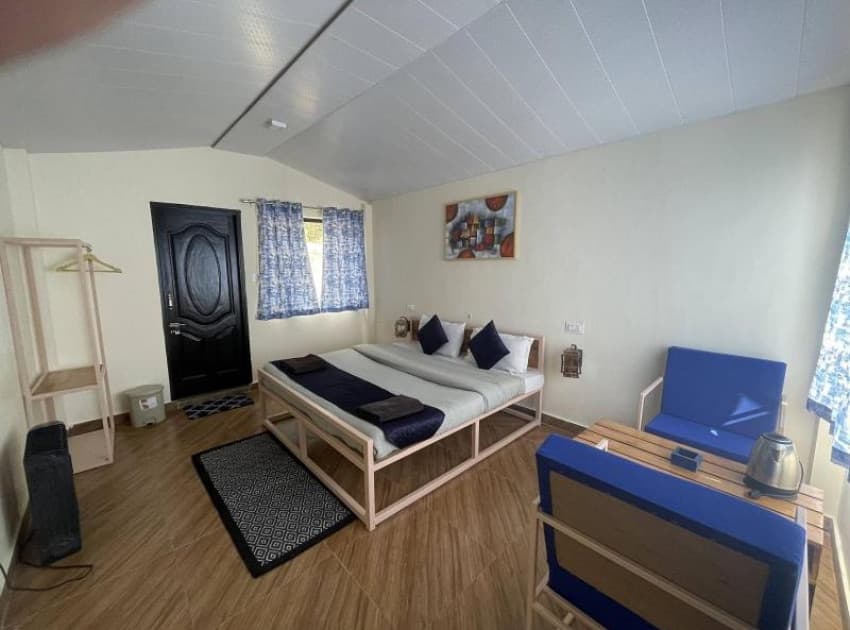 Book Deluxe Room room in Macleodganj