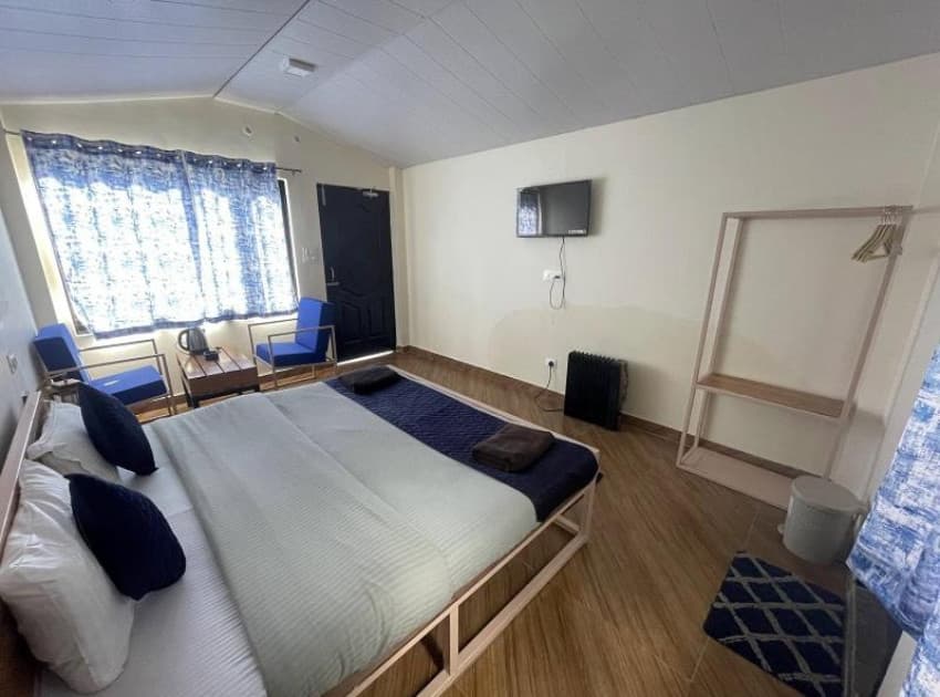 Book Deluxe Room room in Macleodganj