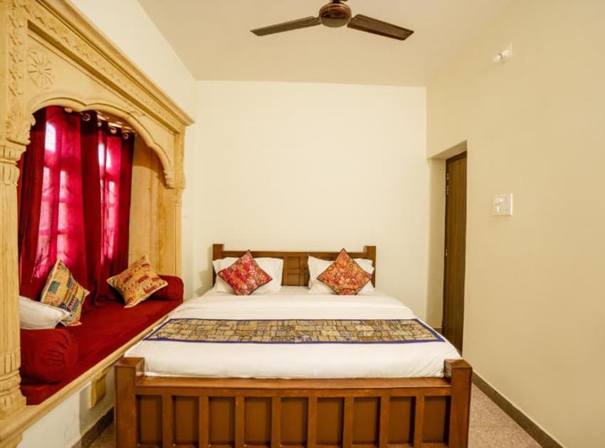 Book Deluxe Double Room room in Jaisalmer
