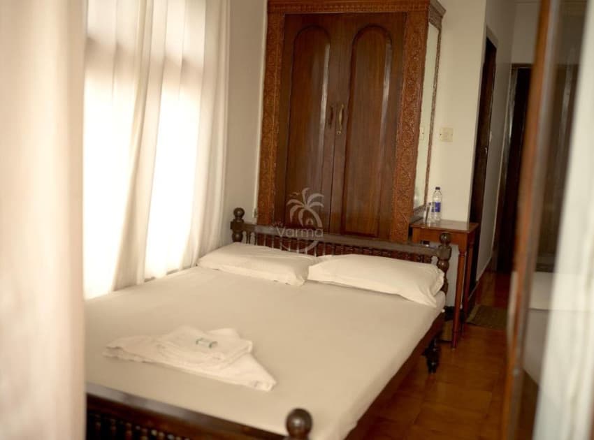 Book Standard Single Room with Sea View room in Kovalam