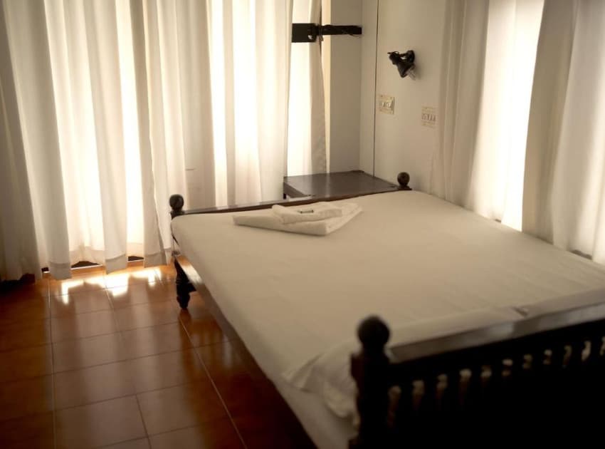 Book Standard Single Room with Sea View room in Kovalam