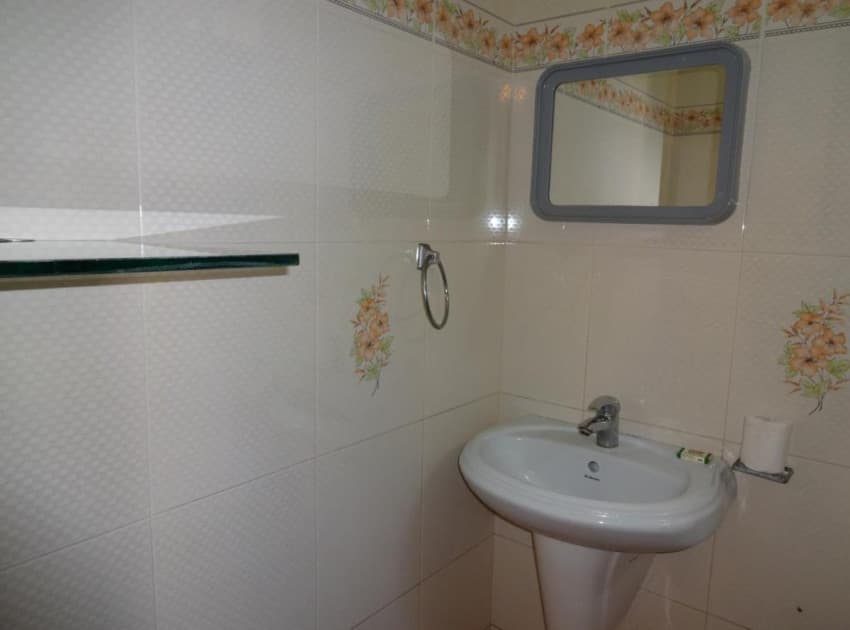 Book Economy Twin Room room in Kovalam