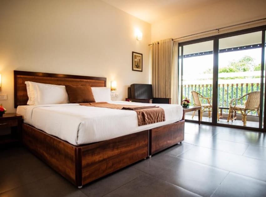 Book Jungle A/C Cottage room in Thekkady