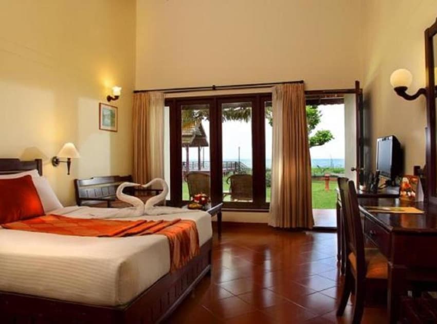 Book Lake View Cottage room in Kumarakom