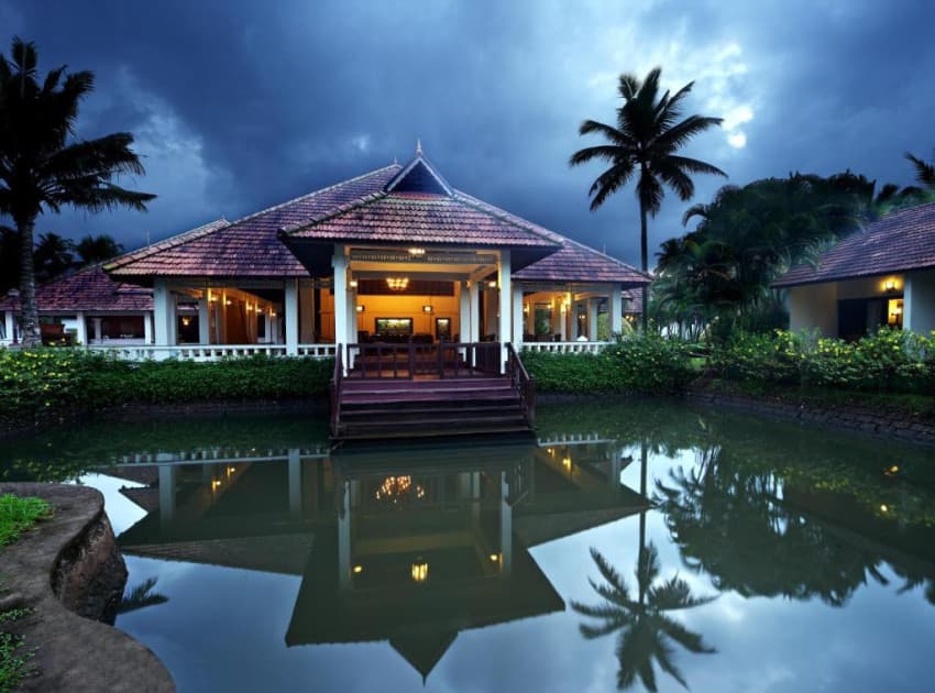 Book Private Pool Villa room in Kumarakom