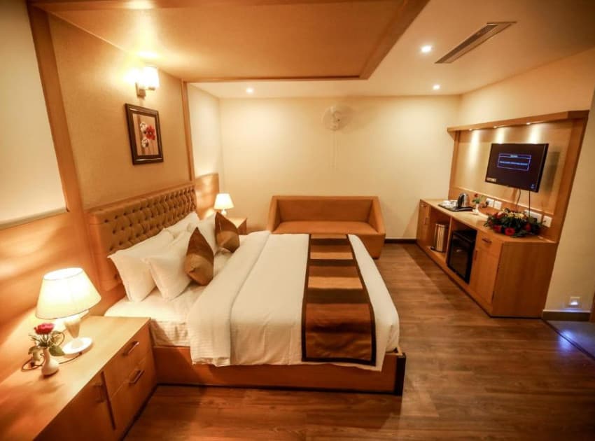 Book Junior Suite room in Kannur