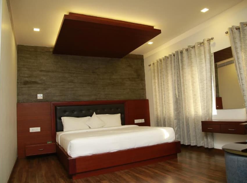 Book Executive Suite room in Palakkad