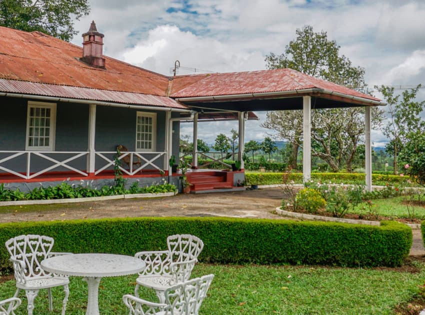 Book Bungalow room in Valparai