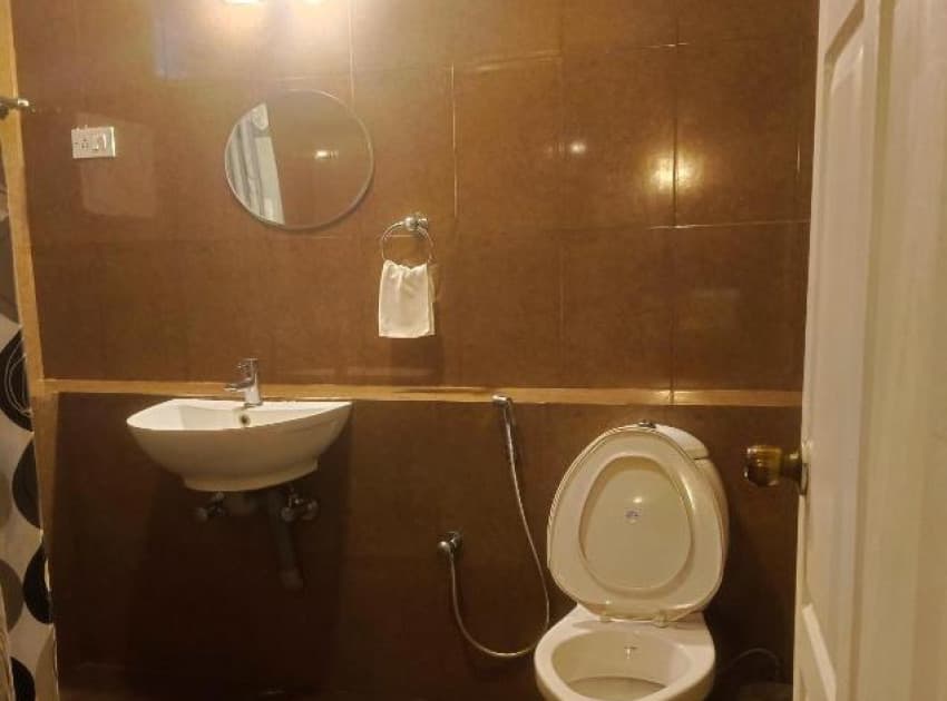 Book Cottage room in Valparai