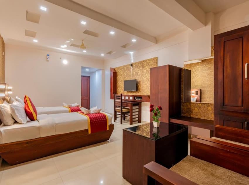 Book Super Deluxe Triple Room room in Kumarakom