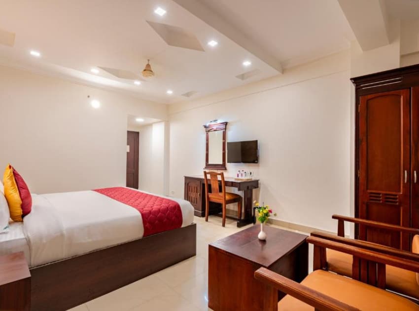 Book Premium Single Room room in Kumarakom