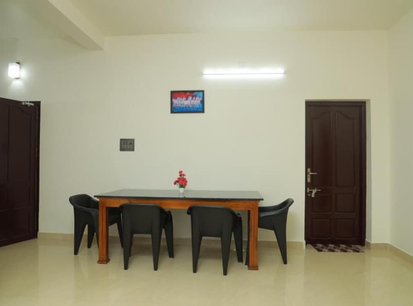 Book Deluxe Room room in Athirapally