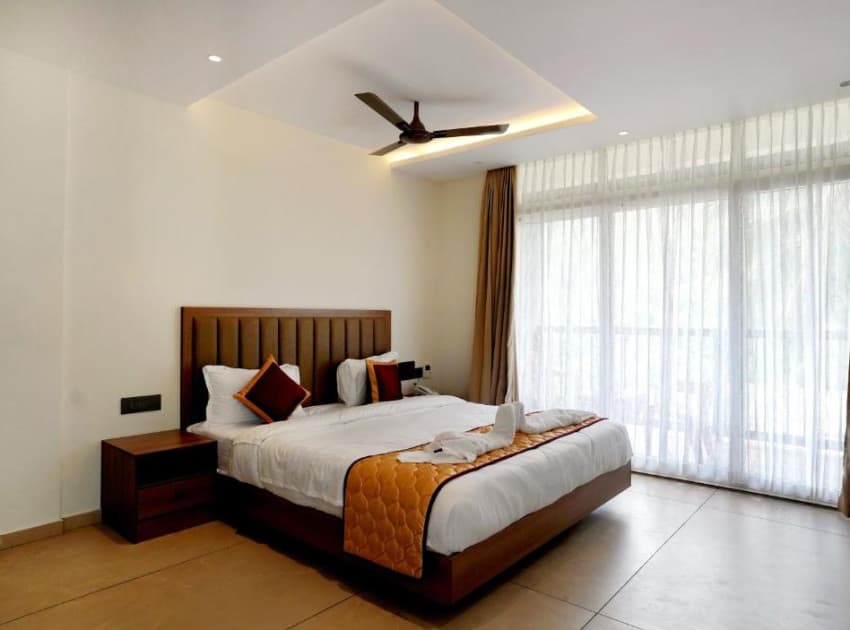 Book Mist Symphony room in Athirapally