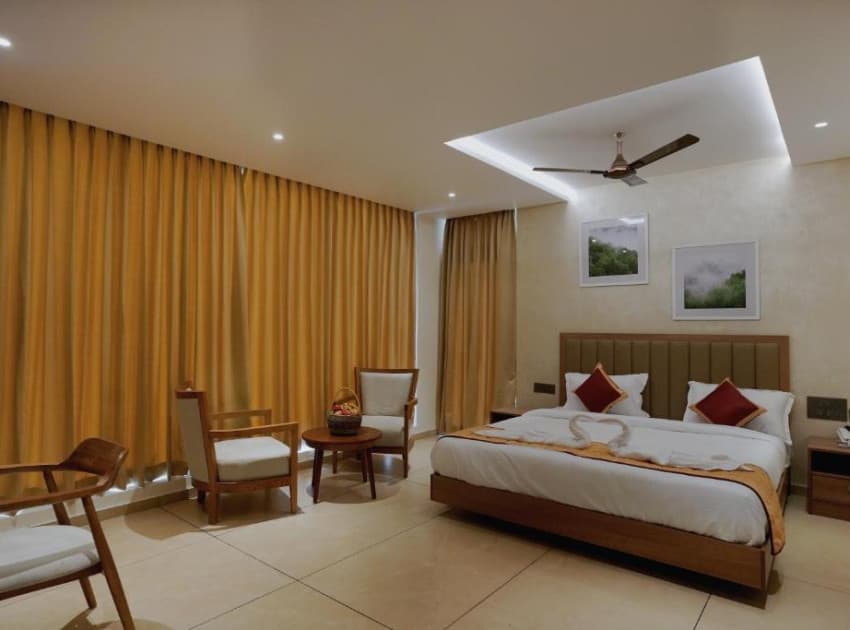 Book Mist Suite room in Athirapally