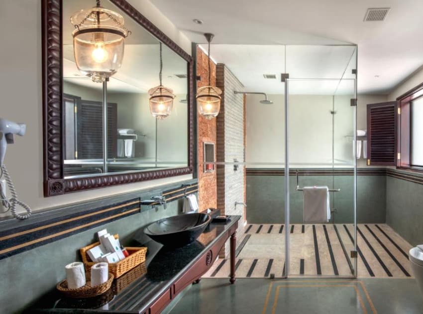 Book Superior Room / Superior Lake View Villa room in Kumarakom