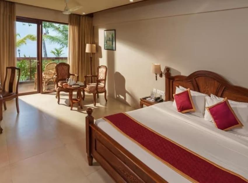 Book Premium Pool Villa (2 Bed Room unit) room in Alappuzha