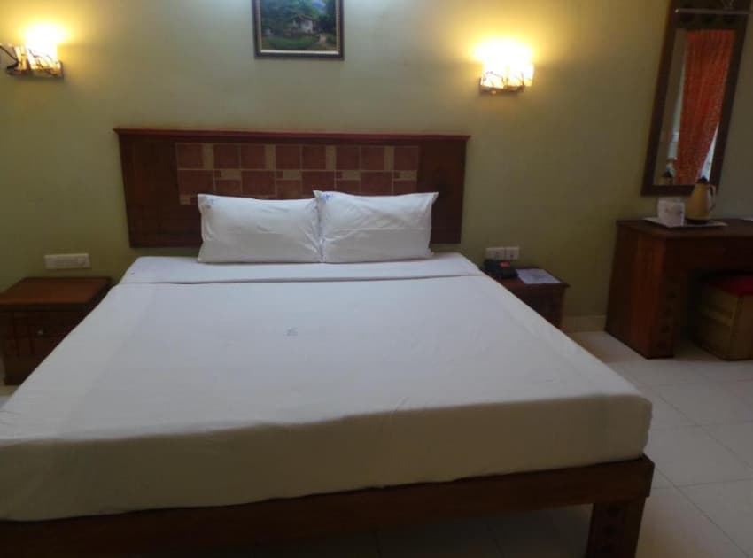 Book Deluxe Room room in Calicut