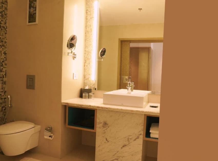 Book Deluxe Single Lake View Room room in Trivandrum